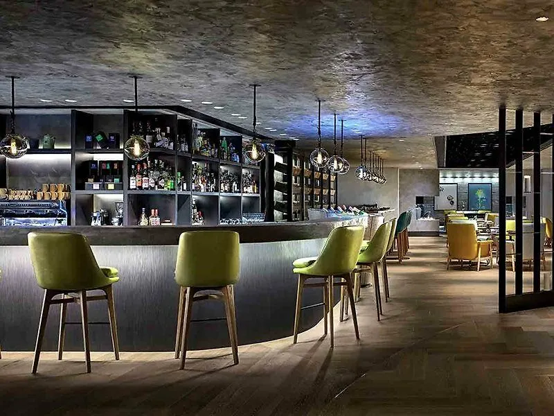 Cordis, Hong Kong Hotel 5*,